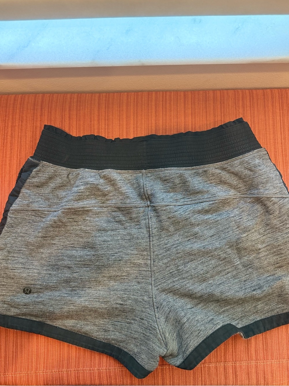 lululemon Ruffle Waist Heathered Grey Shorts Size 8